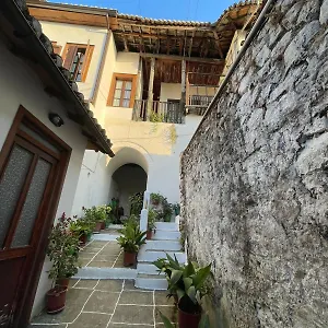 Maro's Apartment Berat